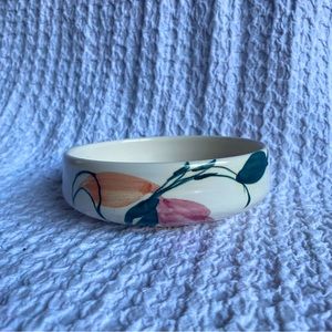 Vintage signed pottery bowl‎ jewelry dish coin catch all .